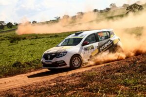 Leia mais sobre o artigo Calor desafia os competidores no Rally Internacional de Goiás