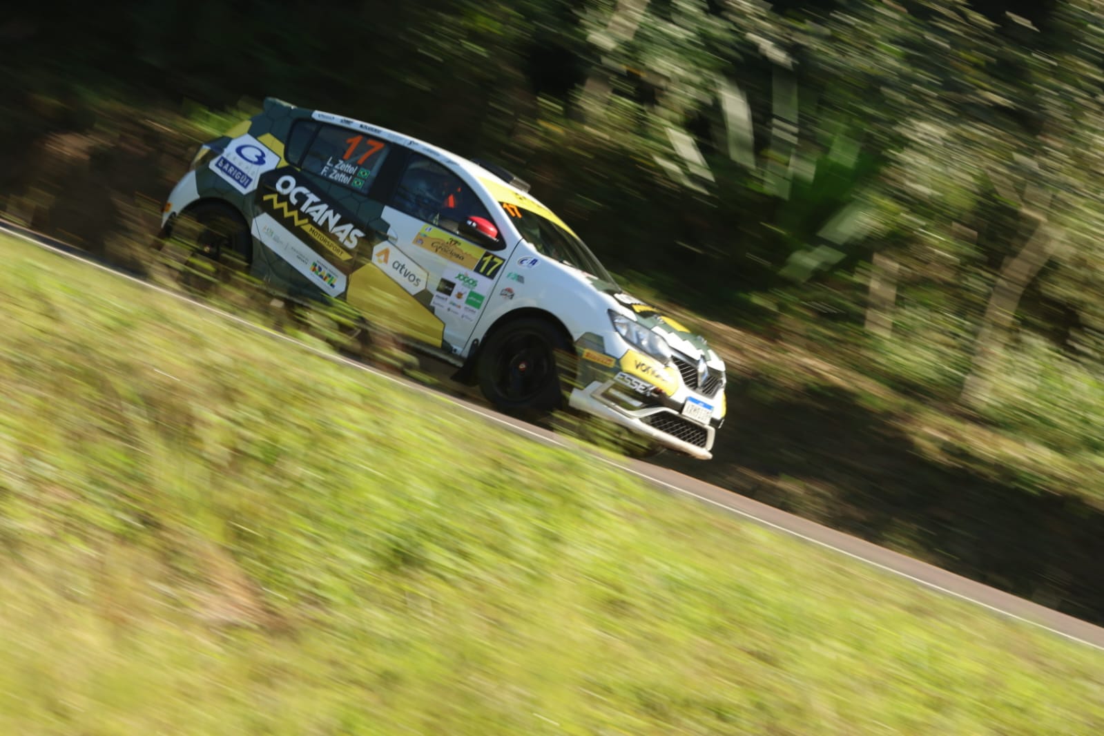 No momento, você está visualizando Octanas sobe ao pódio no Rally da Graciosa